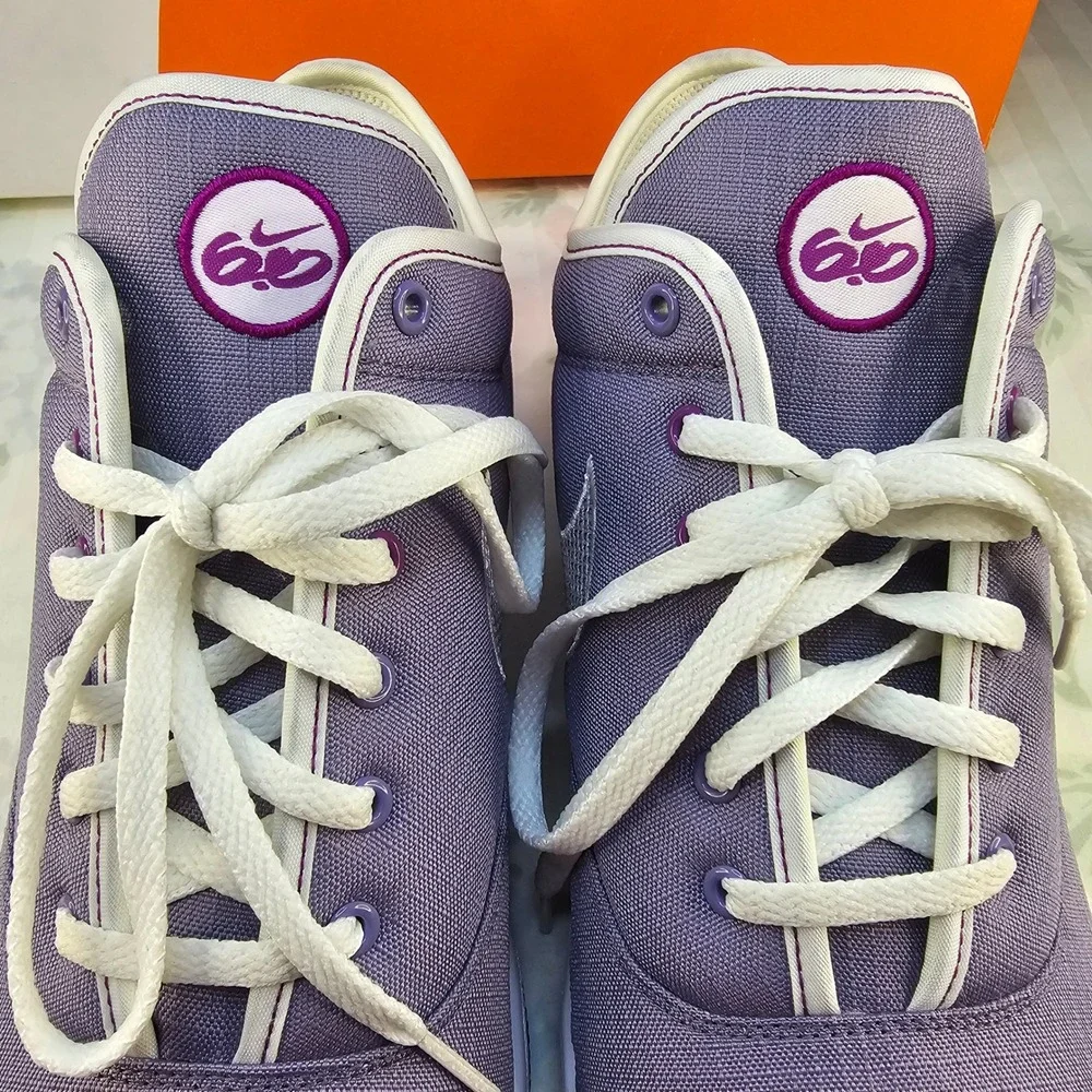 Rare Nike Air Isis Women's Purple White Canvas‎ Sneakers Size 11 Shoes